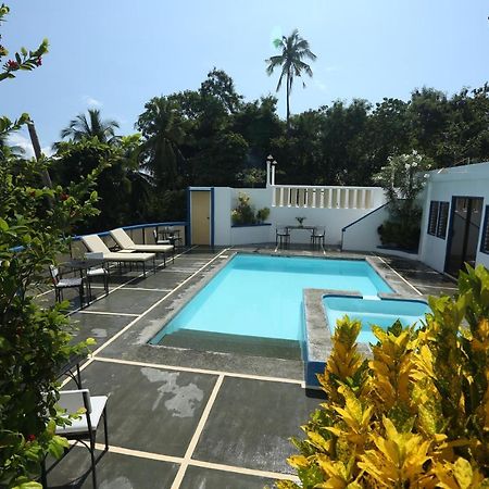 Guindulman Bay Tourist Inn Exterior photo